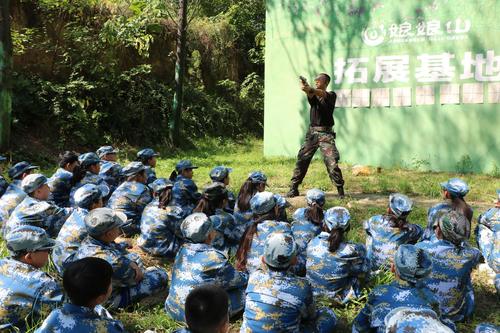 失落的音乐家（坚持不懈，让梦想再次出发）
