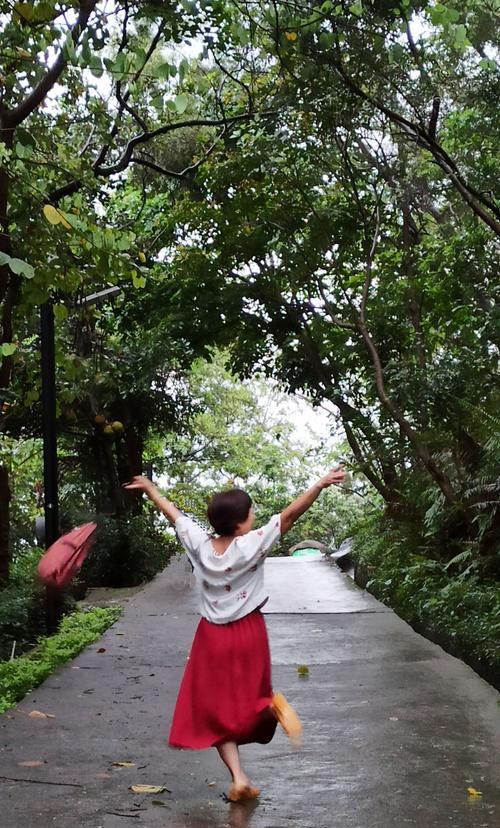 雨后空气更清新的句子（清新之美）