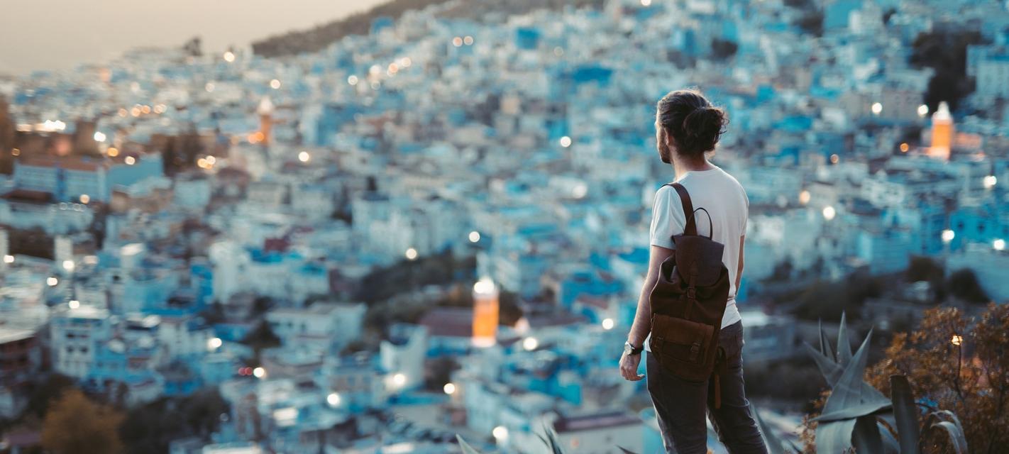 一个人的旅途伤感说说（寻找的自己）