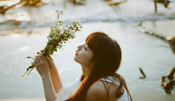 适合女生发朋友圈的句子和霸气（适合女生的微信朋友圈好句子）