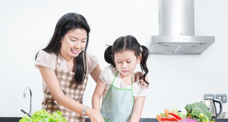 女儿做饭怎么发朋友圈（晒女儿做饭）